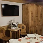 Anna Nad Poroncem بورونين