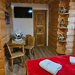 Anna Nad Poroncem 3* بورونين