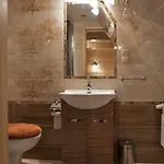 فندق مبيت وإفطار Anna Nad Poroncem 3*
