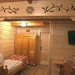 Anna Nad Poroncem فندق مبيت وإفطار